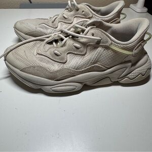 Adidas Ozweego Casual Running Lifestyle Sneakers Beige Men's Size 6 5